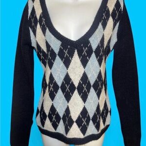 Preppy Vintage Argyle Diamond Pattern Cozy Long Sleeve Knit V-Neck Sweater Small